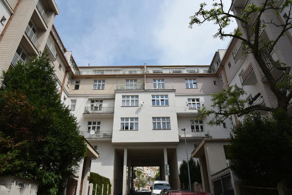 Garden Apartment Prague Luaran gambar